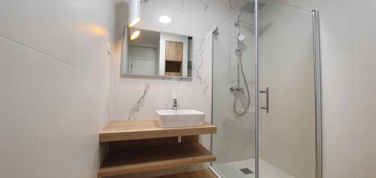 Apartments Elite โตรกีร์ ภายนอก รูปภาพ