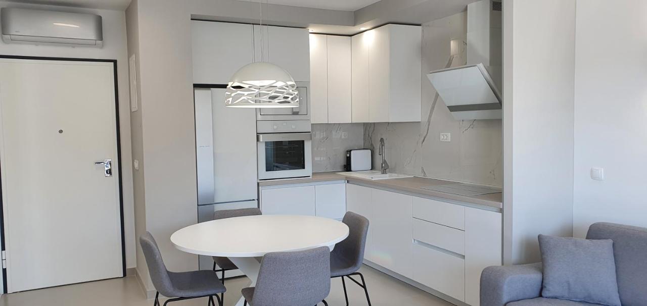 Apartments Elite โตรกีร์ ภายนอก รูปภาพ