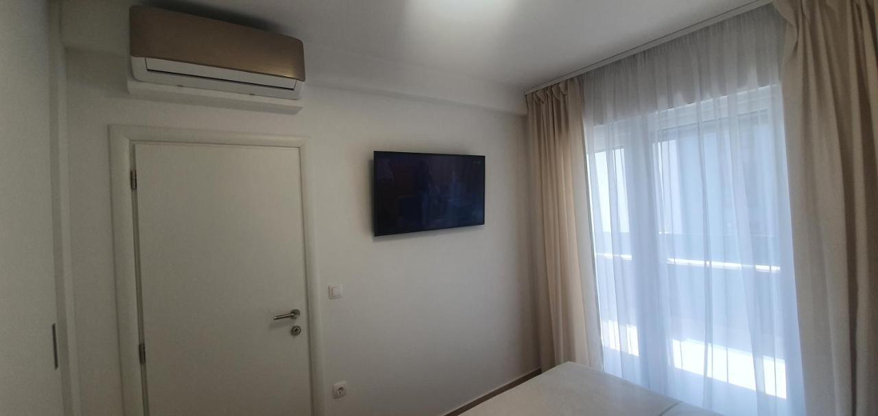 Apartments Elite โตรกีร์ ภายนอก รูปภาพ